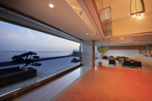 FREE WiFiサービス開始しました